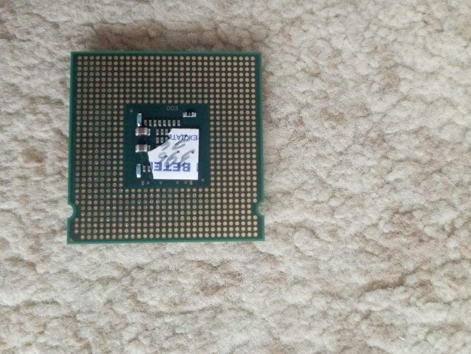 Процессор Intel Core 2 Duo E7200 под сокет LGA775.