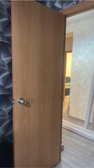 Поодам межкомнатные двери