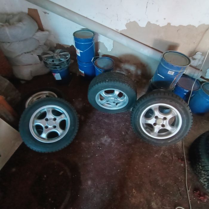 Диски с зимней резиной