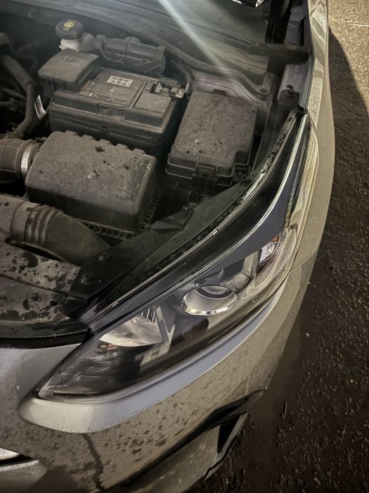 Фара Kia ceed 2023 года