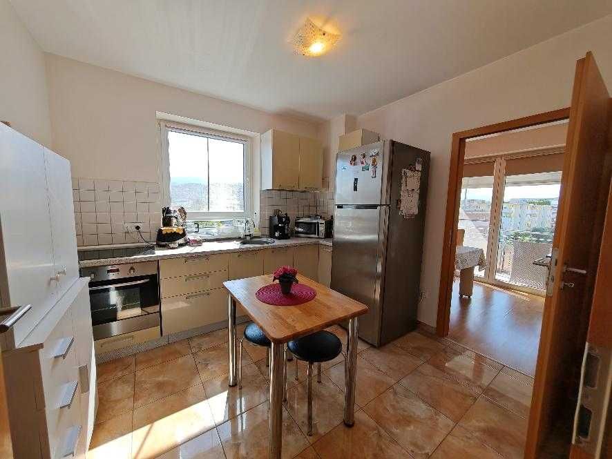 Inchiriem Apartament 2 Camere, 60 Mp, Mobilat, Decomandat,Avantgarden2
