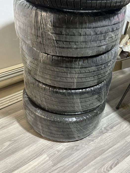 Продаются шины от машины Equinox R19