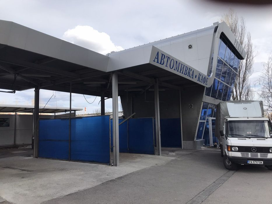 Автомовка с кафе и офис. Разглобяема на болтови връзки