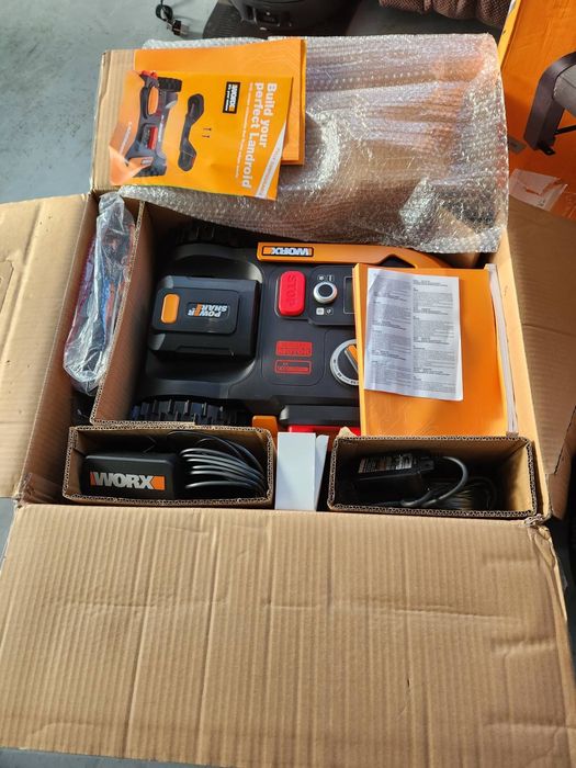 Акумулаторна косачка робот