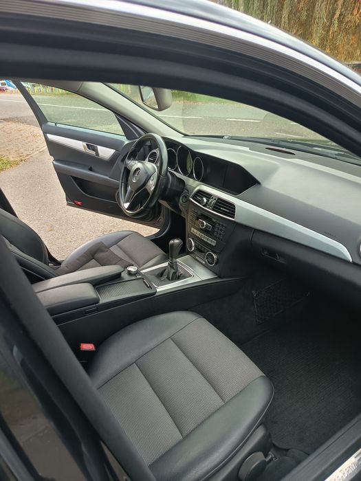 Mercedes-Benz C200 W204 Avantgarde | 1.8 Benzină | 184 CP | 2011