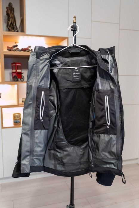 Revit Component 3 H2O waterproof Motorcycle Textile Jacket black