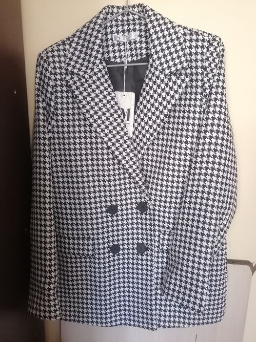 Пиджак новый, размер L