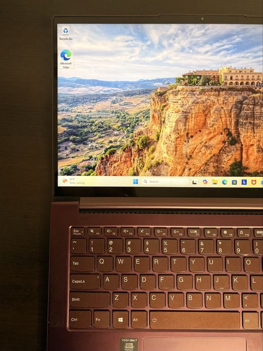 Laptop Lenovo YOGA Slim 7 14ITL05 / 16GB RAM / 512GB SSD / i7