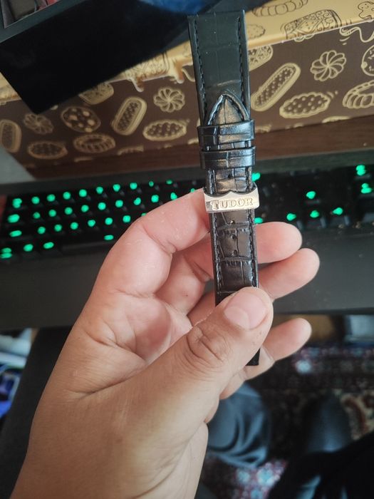 Може и  бартер Tudor Glamour Double Date Black Dial Men'