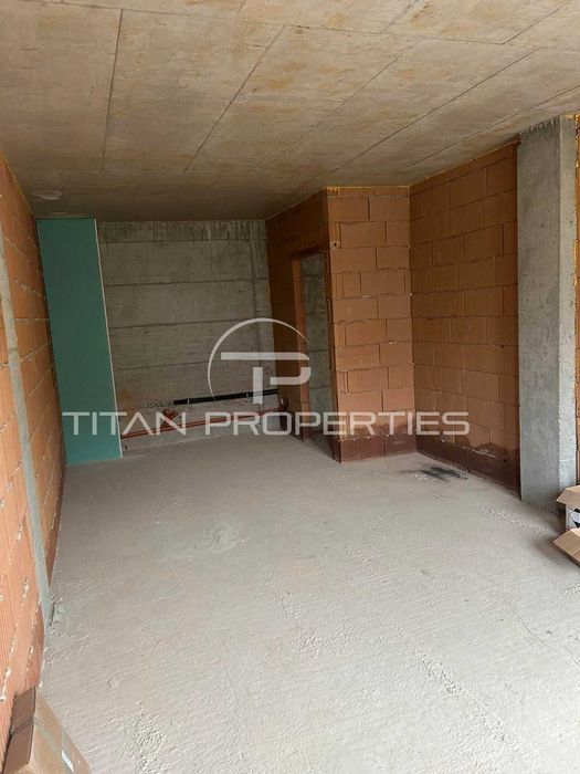 Продава се Двустаен апартамент в Пловдив, Беломорски - 64 кв.м за 1475 €/кв.м - Снимка #1