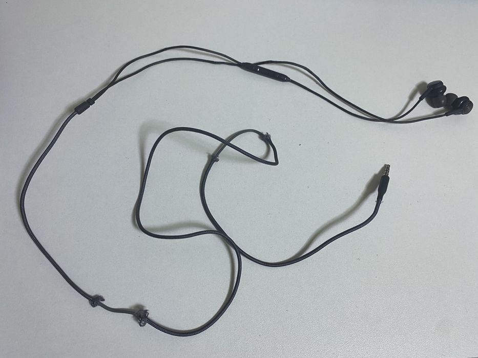 Проводные наушники akg S20