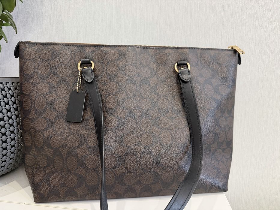Сумка Coach кожа канва