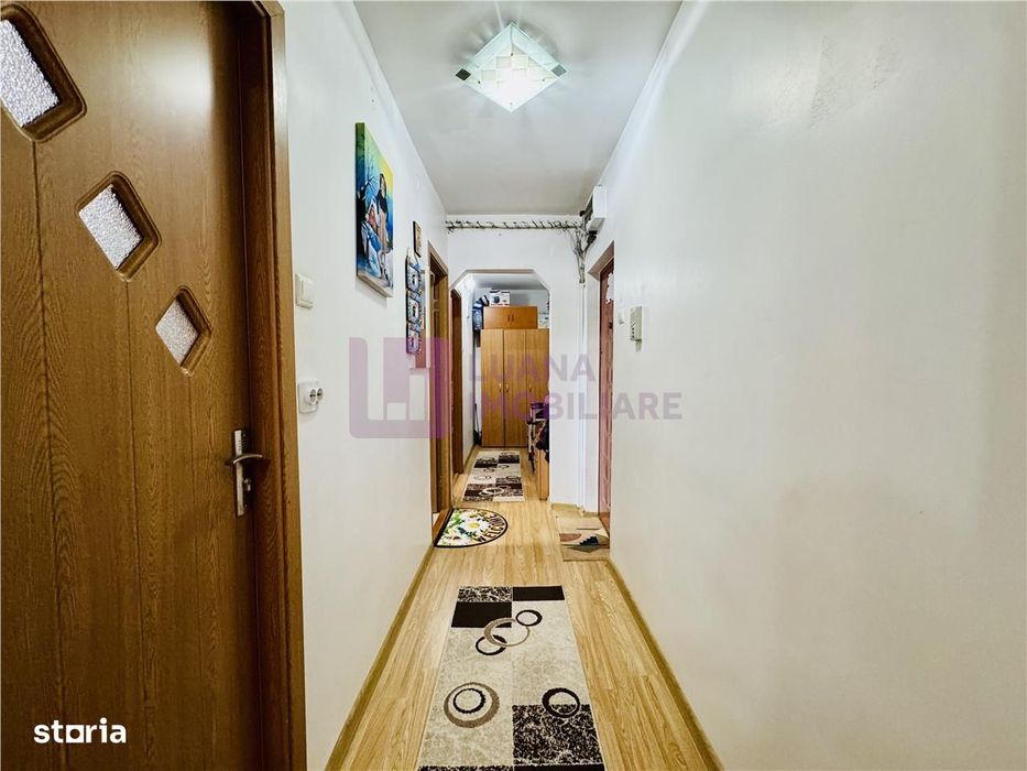 Apartament 2 camere de vanzare | Vasile Aaron | decomandat | pivnita |