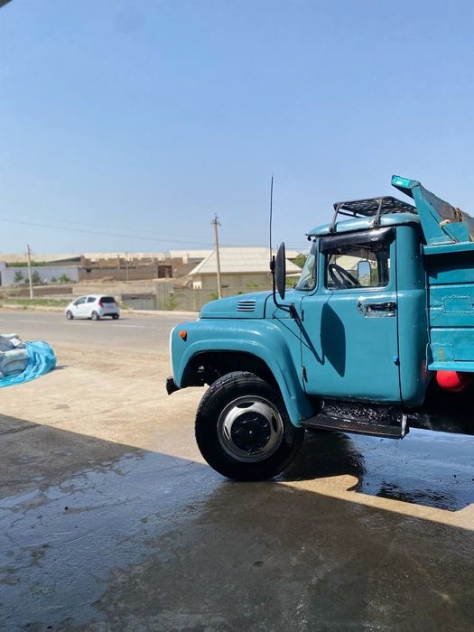 Zil samasval sotiladi , xolati zor .xohlasa naxt xohlasa bank