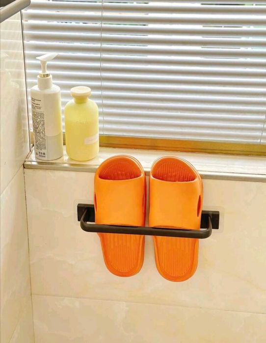 Закачалки за баня за чехли и кърпи без пробиване самозалепващ чаерна