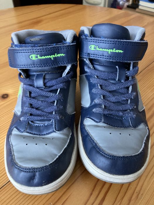 Детски боти Champion