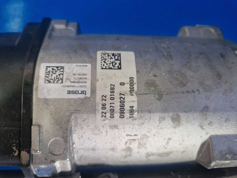 Нова електрическа кормилна рейка за Mercedes W213-E класа