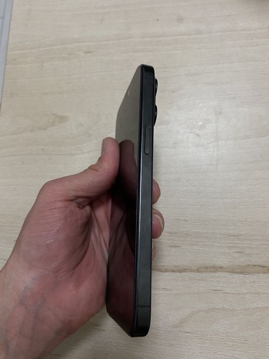 Iphoni 15 pro max