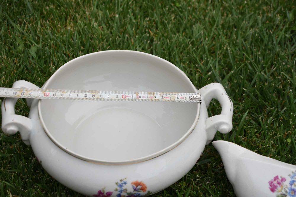 супник ,плато и сосиера