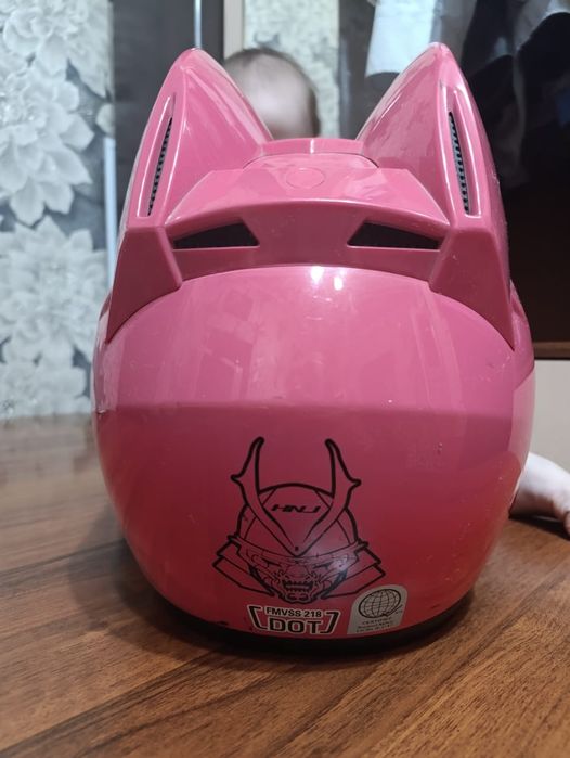 Шлем б/у  в хорошем состоянии