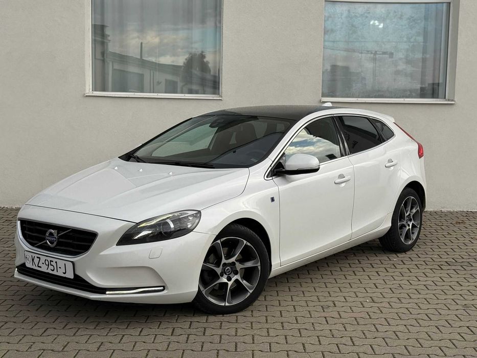 VOLVO V40 2016 — imagine 3