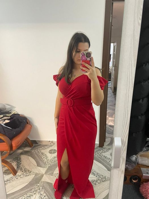 Rochie roșie de ocazie,botez, nuntă, mărimea L ,noua doar probata  . 100 lei