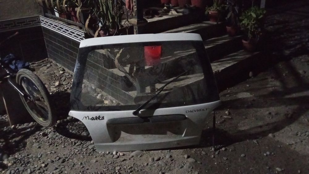 Matiz zapchastlari bor