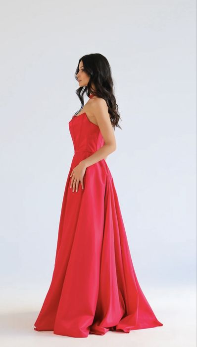 Рокля Radapola + диадема