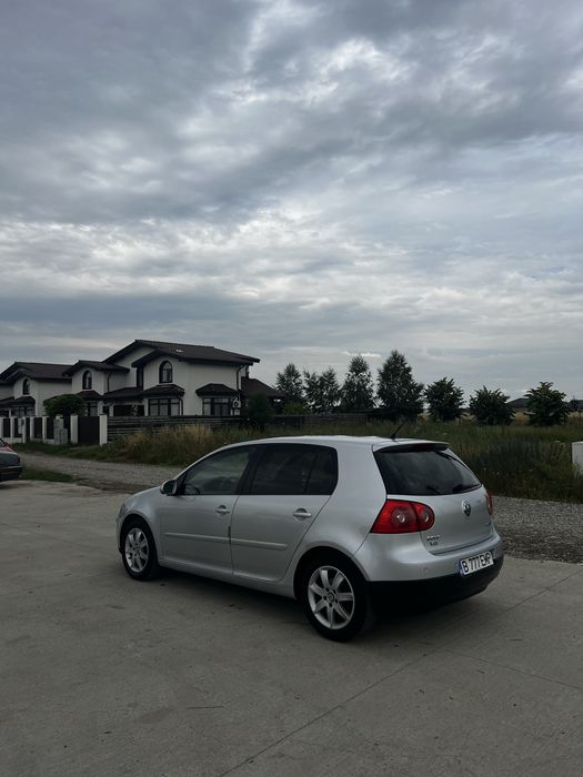VW Golf 5 Goal 1.6 FSI 2006 | Încălzire scaune | 2 seturi roți NOI.                    (nu skoda, opel, peugeot, renault, bora, jetta, kia, honda)