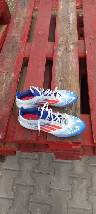 Ghete de fotbal Adidas F50