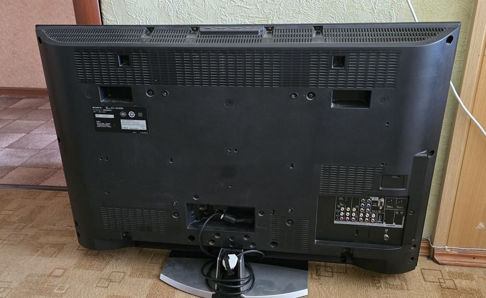 Продам телевизор