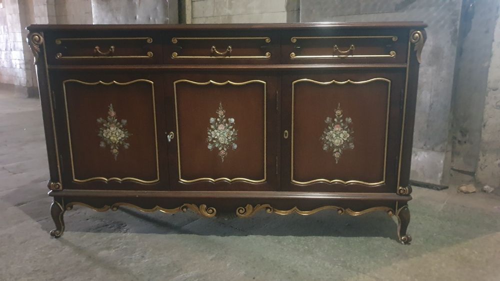 Античен шкаф стил барок/рококо