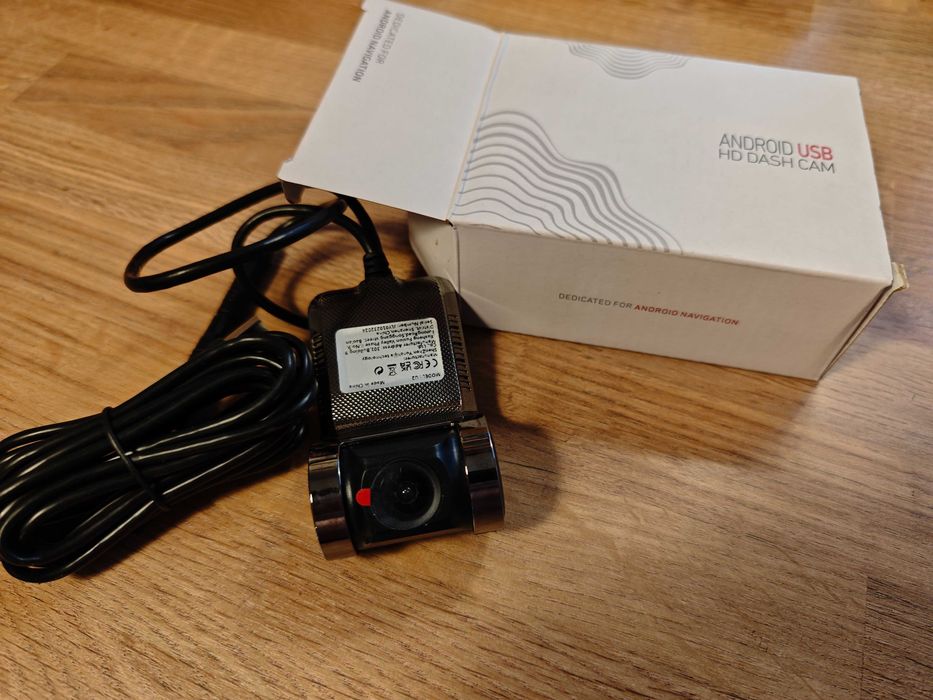 Cameră auto USB cu sistem integrat de suport ADAS