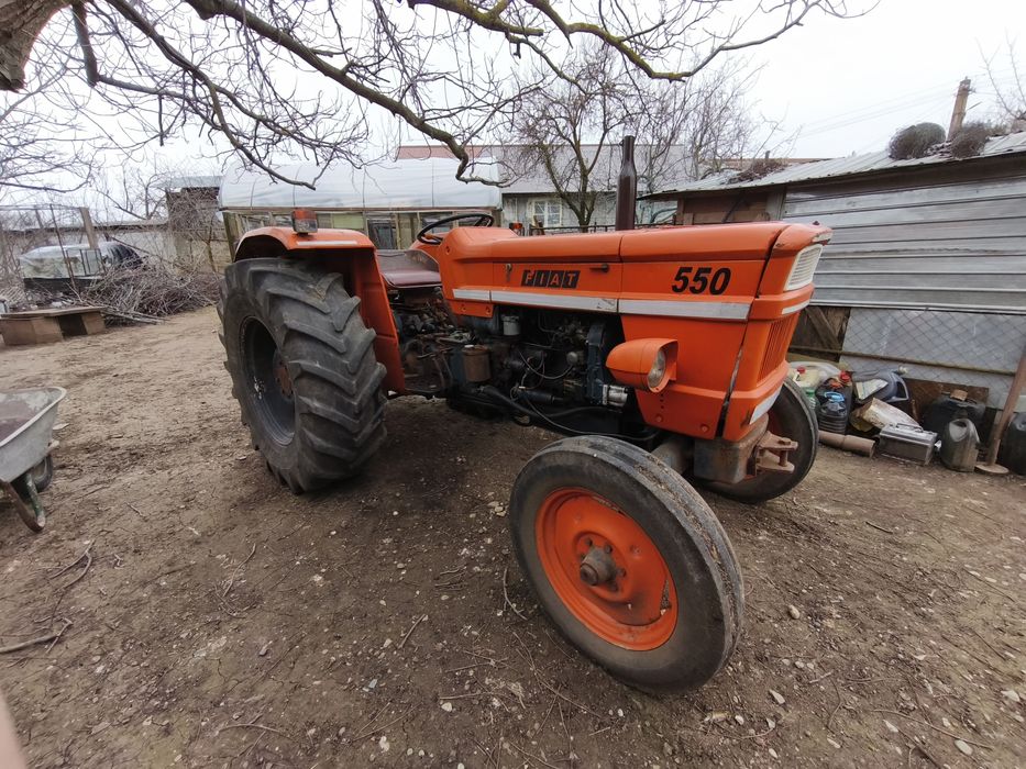 Tractor Fiat 550