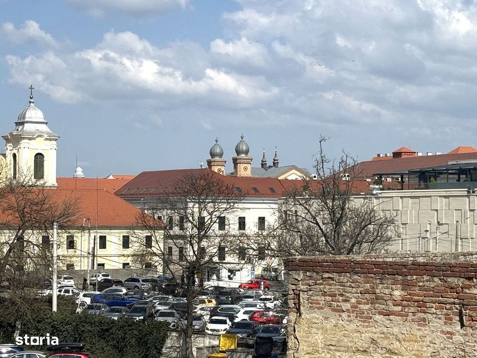 Adresă de prestigiu: 3 camere Piața Victoriei