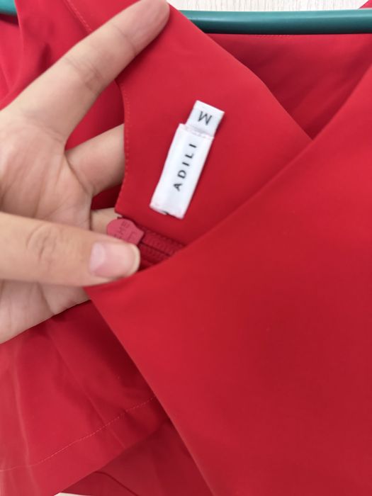 Топ и юбка от Adili