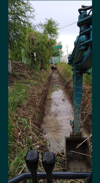 Экскаватор мини Тараз водопровод канализация