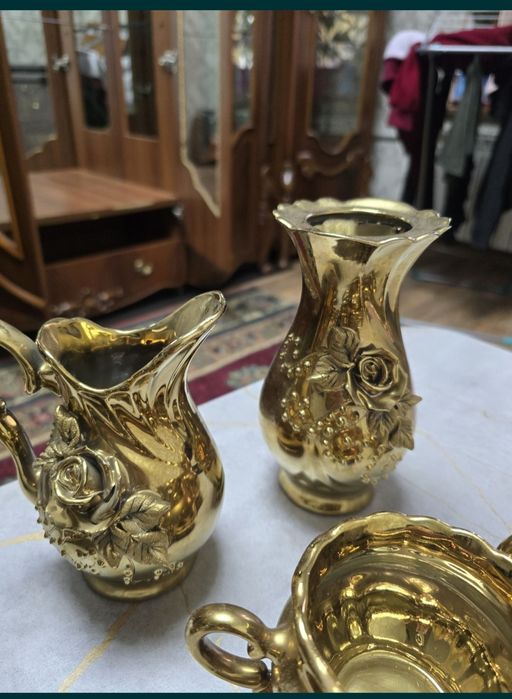 посуда золотая новая