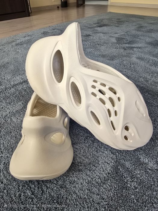 Adidas Yeerzy Foam Runner Sand