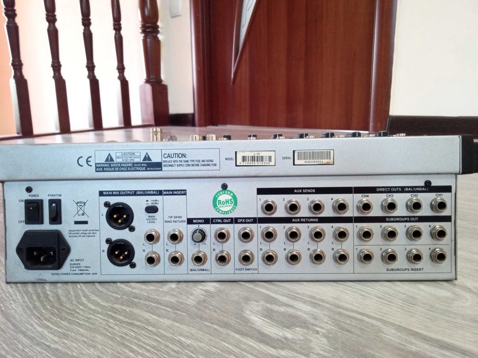 Продам микшерный пульт Alto Professional L12