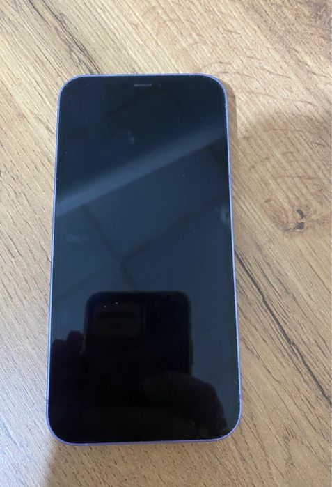 IPHONE 12 с коробкой  Торг есть