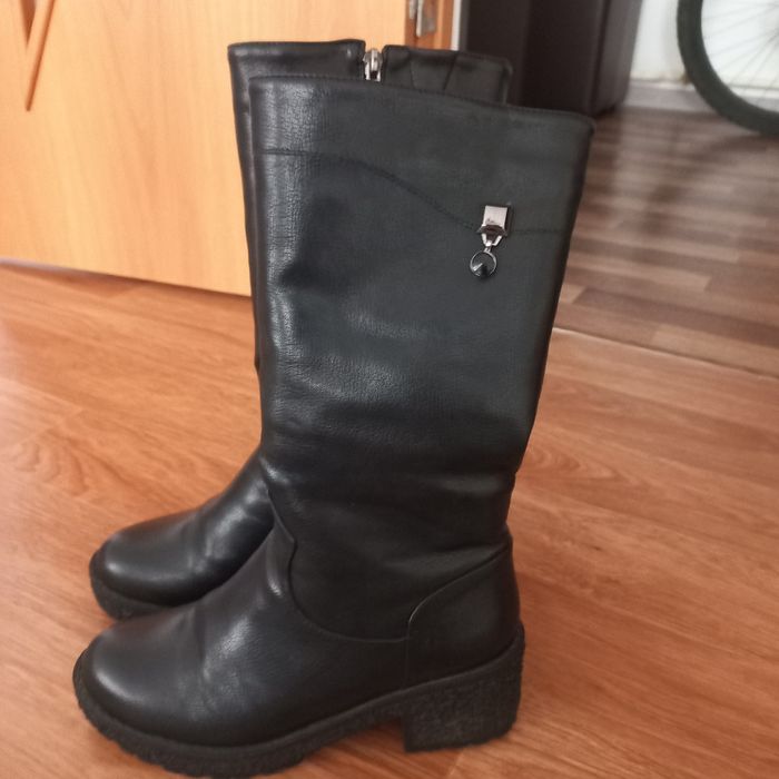 Продам сапоги в отличном состоянии