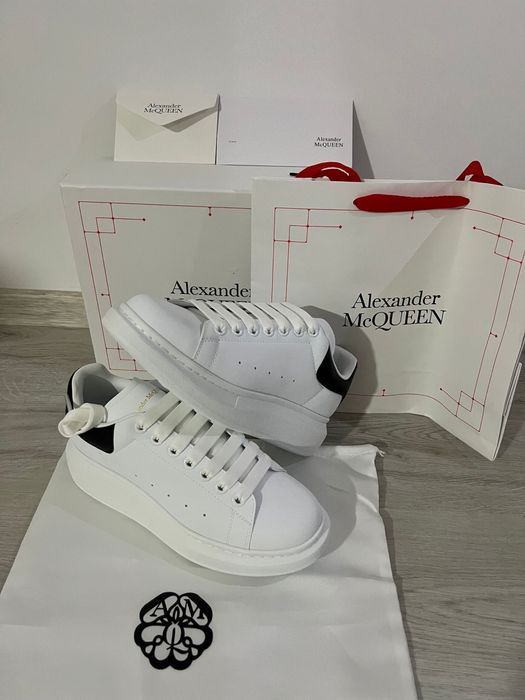 Adidasi Alexander McQueen