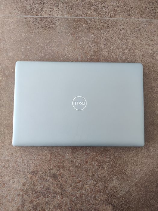 Laptop DELL Precision 3561