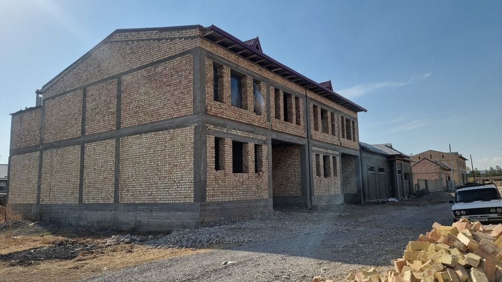 Tashkent shaxar Yashnabod tumani Tuzel arkada uy sotiladi 2 etajli