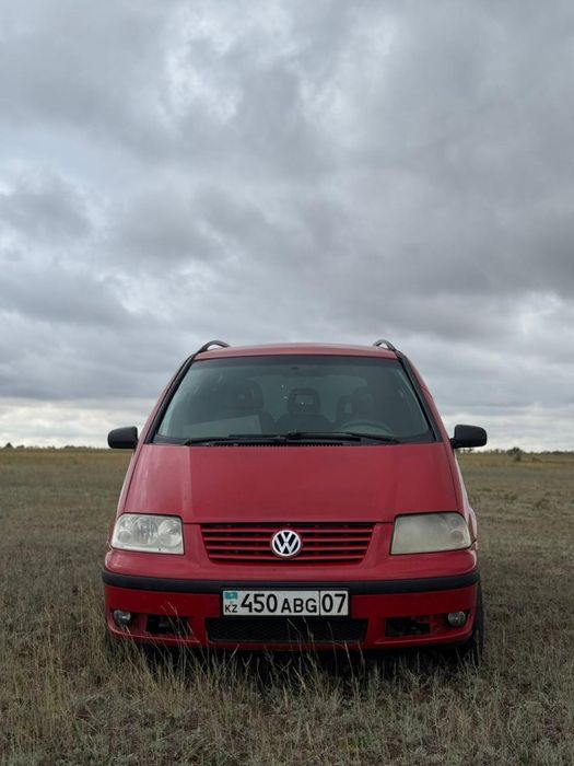 Volkswagen sharan 2003 года