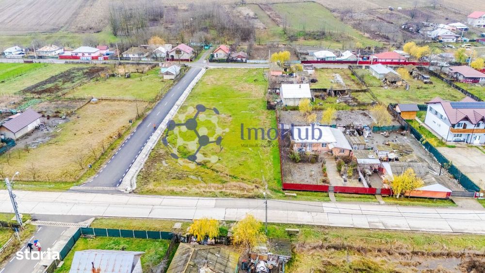 Teren intravilan de vânzare în Letcani - Bogonos, utilități,