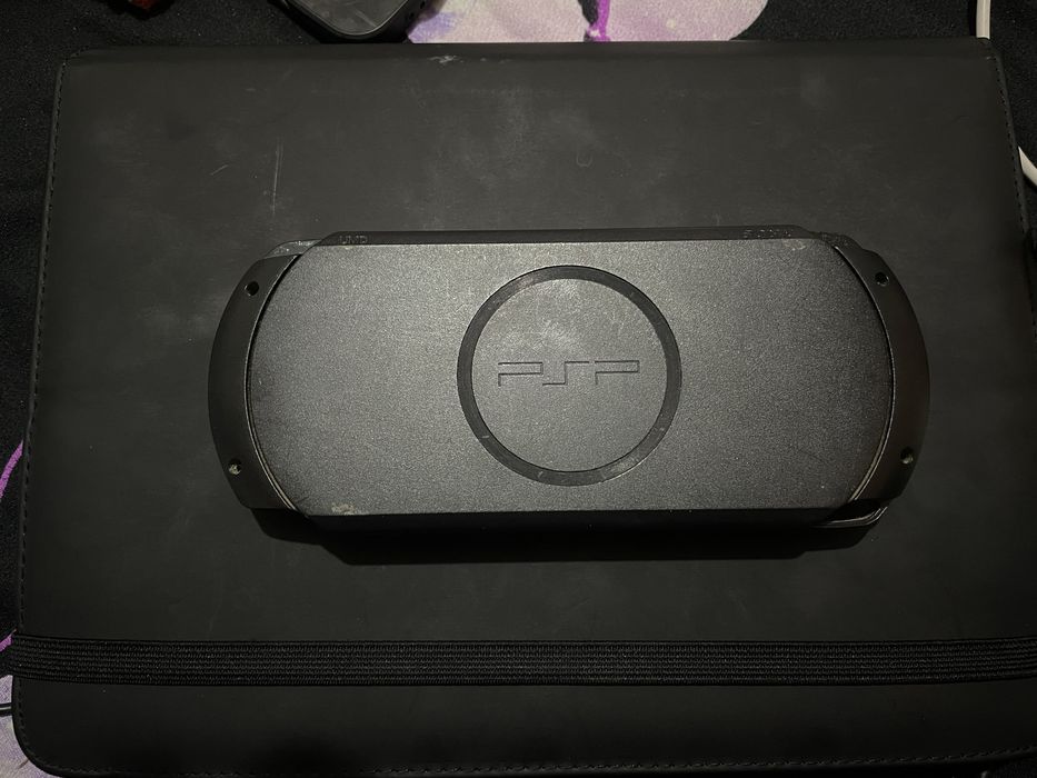 Vand PSP ( playstation portabil)
