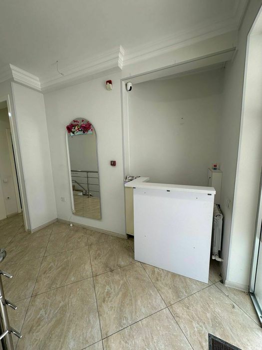 Сдаётся помещение 120 м² у моста Топович — 7 комнат + холл