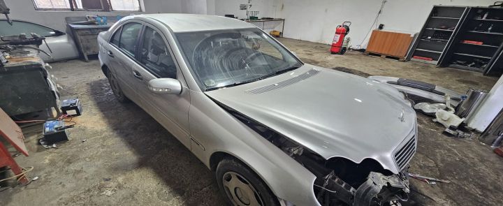 Oglinda dreapta electrica Mercedes-Benz C-Class W203/S203/CL203